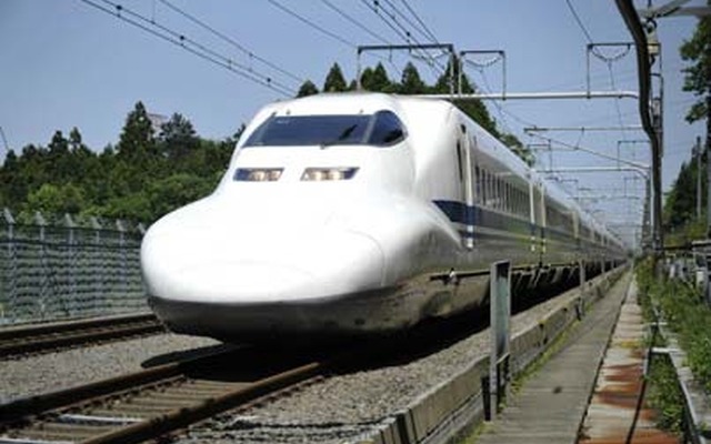 700系量産先行試作車のC1編成。先頭1号車がリニア・鉄道館で展示される。