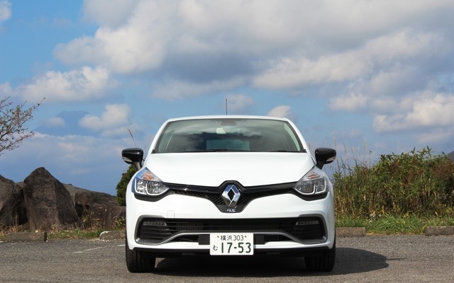 【ルノー ルーテシアRS 新型発売】かつてのアルピーヌ工場で生産