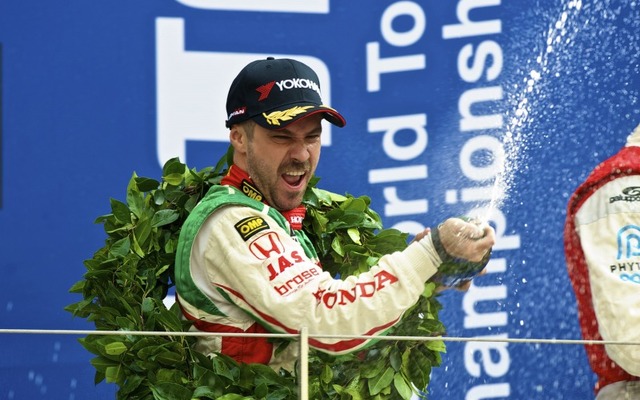 ティアゴ・モンテイロ選手