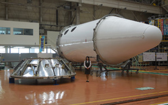 川崎重工、H-IIAロケット23号機用衛星フェアリングを出荷