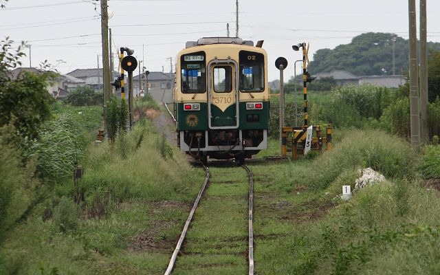 ひたちなか海浜鉄道のキハ3710形（3710-02）。12月を「湊線開業100周年記念月間」とし、各種イベントを開催する。