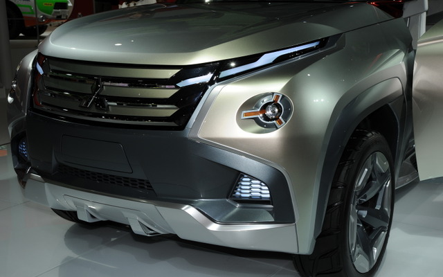 三菱 コンセプト GC-PHEV（東京モーターショー13）