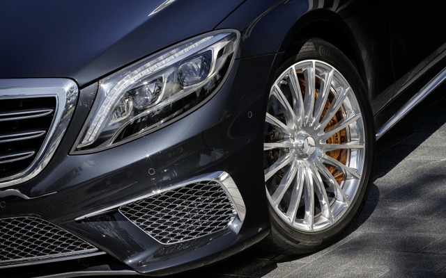 新型メルセデスベンツ S65AMG