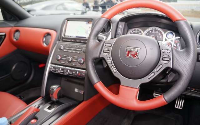 日産 GT-R 2014年モデル