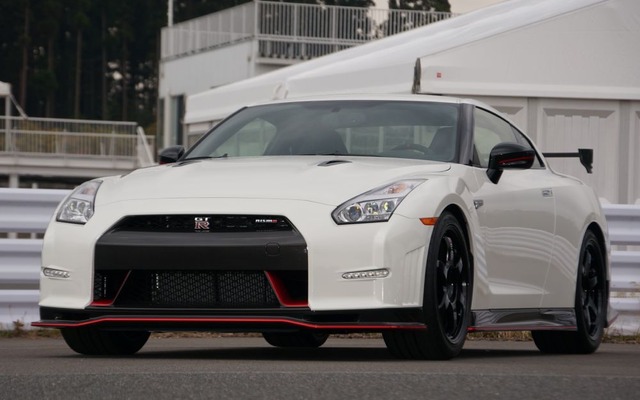 日産 GT-R NISMO