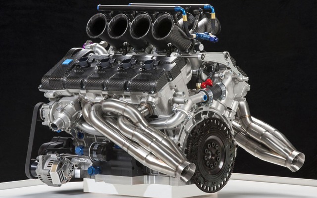 ボルボ の豪V8スーパーカー用V8エンジン