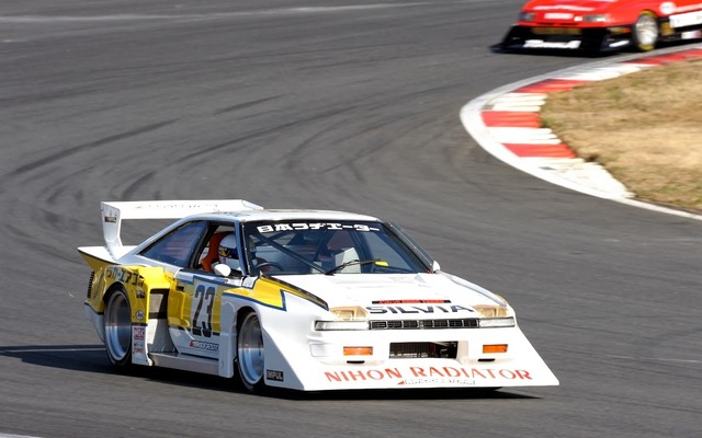 NISMOフェスティバル　ヒストリックカーエキシビションレース