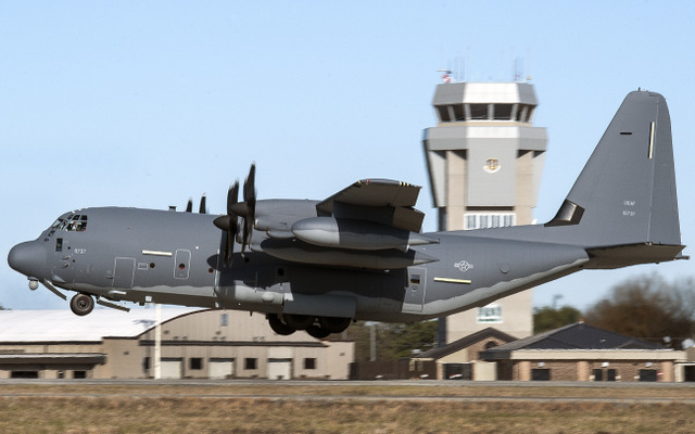 300機目の納入を果たしたC-130Jスーパーヘラクレス