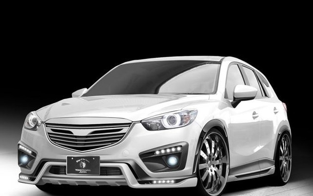 トミーカイラジャパンがカスタマイズしたマツダCX-5 SV プレミアムエディション