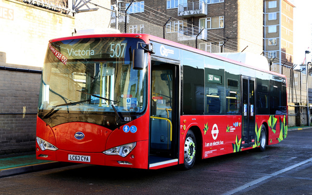 英国ロンドン市に納車されたBYDオート製EVバス、eバス