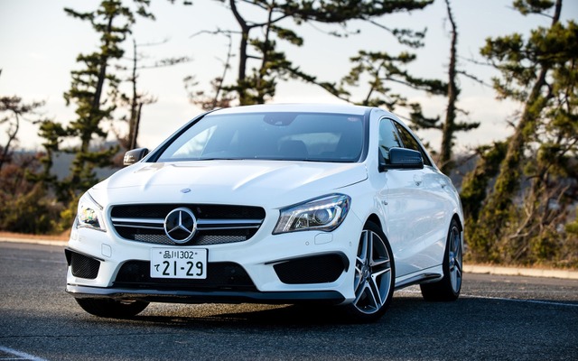 メルセデスベンツ CLA 45 AMG