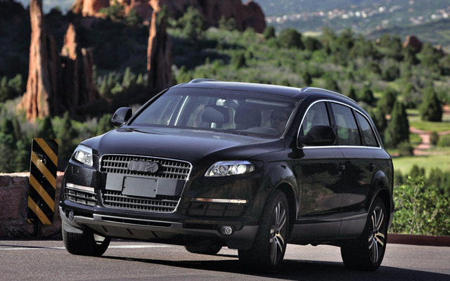【フランクフルトモーターショー05】アウディ Q7 プロトタイプ、公道での写真