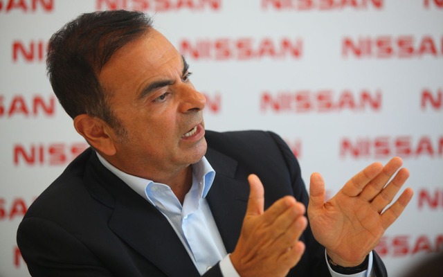 ブラジル・エンジン工場の建設を発表する日産自動車のカルロス・ゴーン社長兼CEO