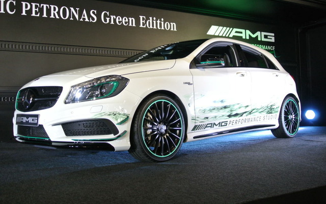 A 45 AMG 4MATIC PETRONAS Green Edition