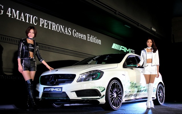 メルセデスベンツ・A 45 AMG 4MATIC PETRONAS Green Edition