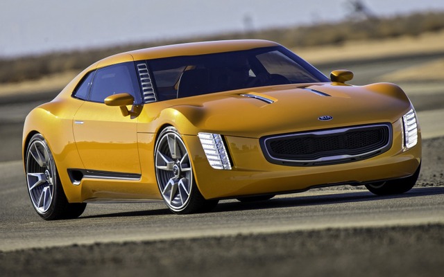 キア GT4 スティンガー