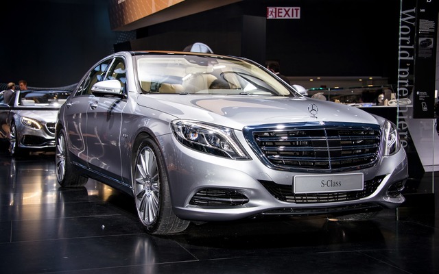新型 メルセデスベンツ Sクラスの S600