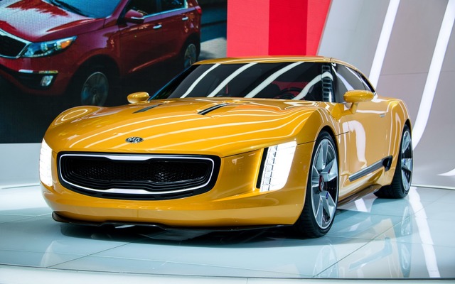 キア GT4