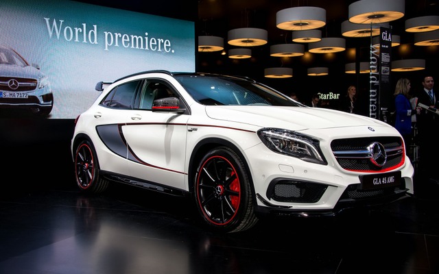 メルセデス 「GLA 45 AMG」