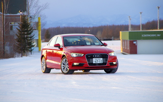 アウディ A3セダン 1.8 TFSI クワトロ