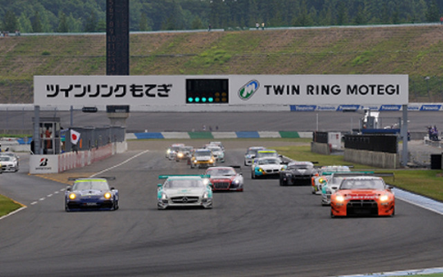 2013もてぎスーパー耐久スタートシーン