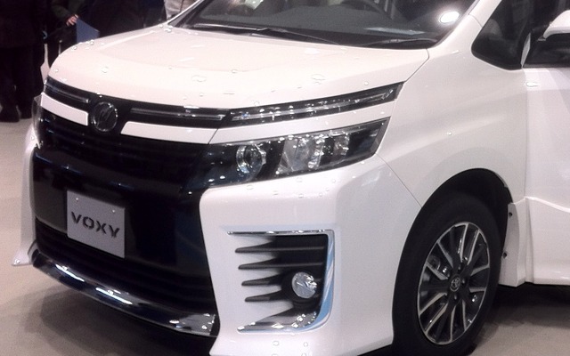 トヨタ 新型ヴォクシー、ノア 発表