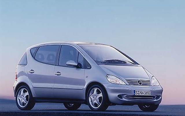 【ジュネーブ・ショー2001出品車】『AクラスLWB』その2 ---室内はゴージャス