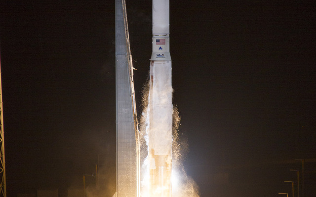 アトラスVロケット データ中継衛星『TDRS-L』打ち上げに成功