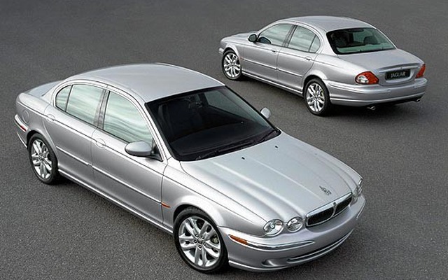 【シカゴ・ショー2001出品車】『Xタイプ』でジャガーは大衆車メーカーに