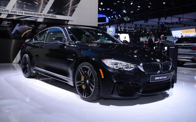 BMW M4クーペ（デトロイトモーターショー14）