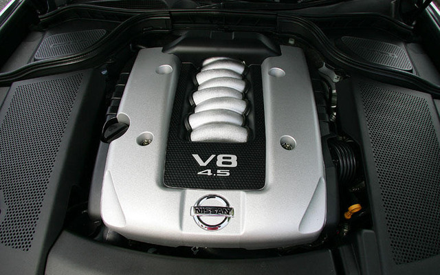 【日産 フーガ V8】国産最強の333psを発揮するエンジン