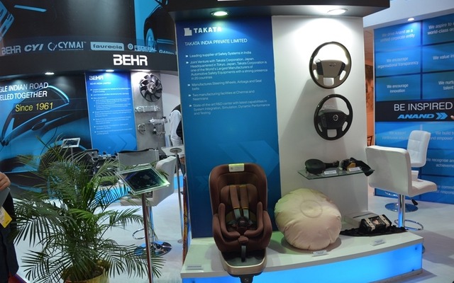 【デリーモーターショー14】将来を見据え、最新安全技術を展示…タカタ
