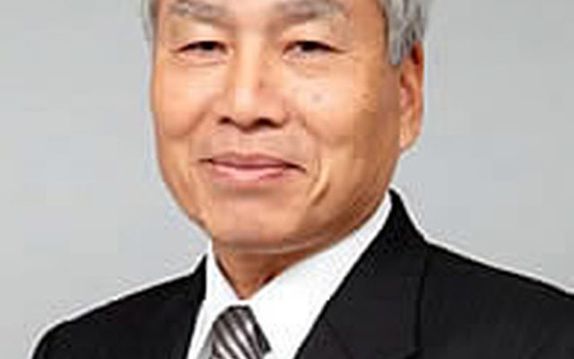 東洋ゴム　中倉健二会長