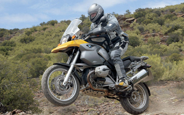 BMW、Rシリーズのキャンペーンを展開