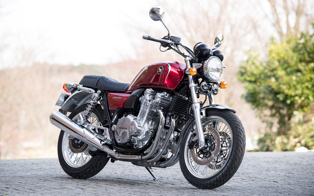 ホンダ・CB1100 EX（E Package付き）