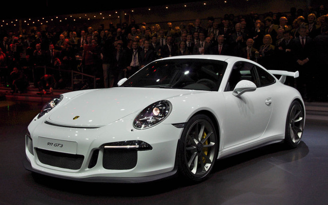 新型 ポルシェ 911 GT3