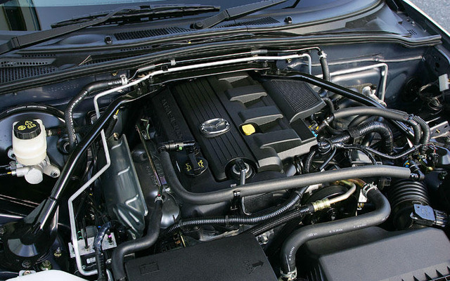 【マツダ ロードスター 新型発表】日本仕様は2.0リットルのみ
