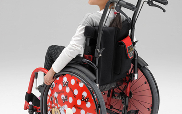 ヤマハ発動機、車いす用スピークカバーの新製品を発売
