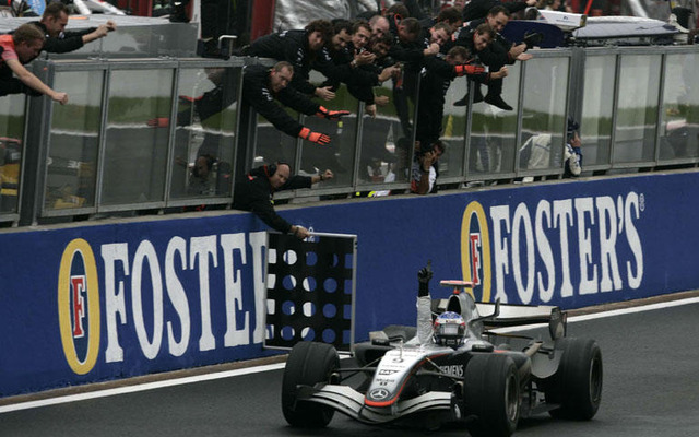 【F1ベルギーGP】スパウェザーの中、ライコネン勝利