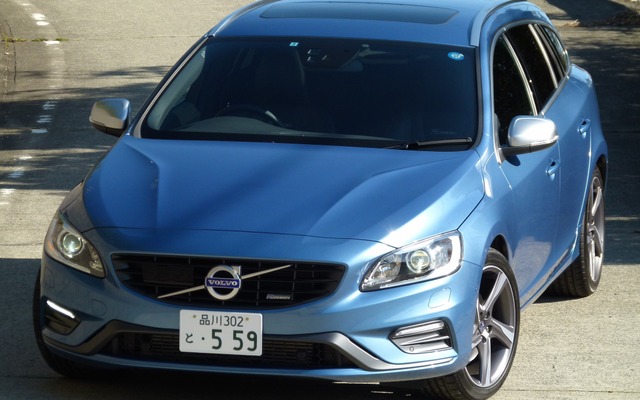 ボルボV60 T5 RーDESIGN