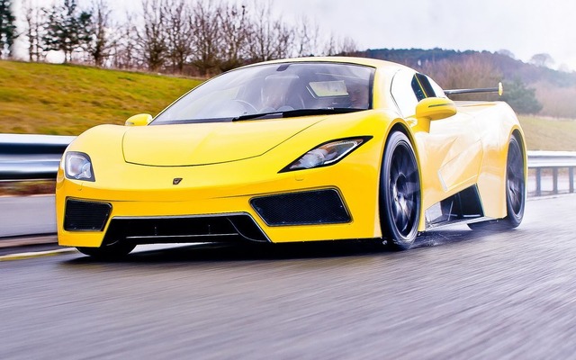 英国アラッシュカーズの新型スーパーカー AF8
