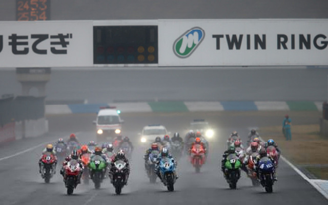 2013 全日本ロードレース選手権第1戦 JSB1000クラス スタートシーン