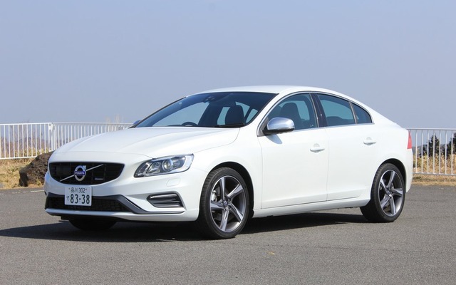 ボルボ S60 T5 R-DESIGN