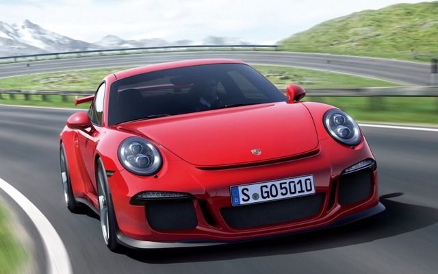 新型 ポルシェ 911 GT3