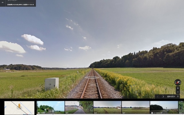 Googleマップのストリートビューで表示した湊線の線路。同線の車窓をパソコンなどで閲覧できる。