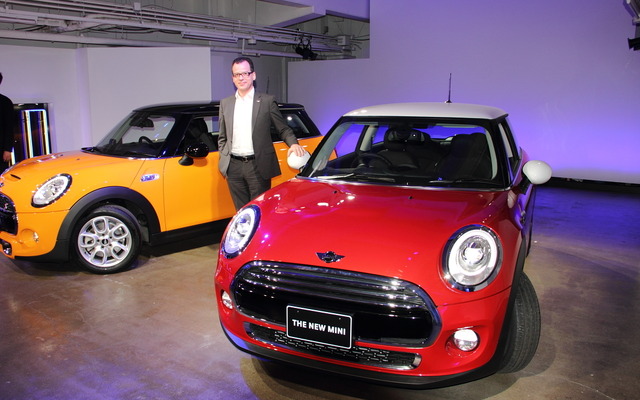 新型 MINIハッチバック