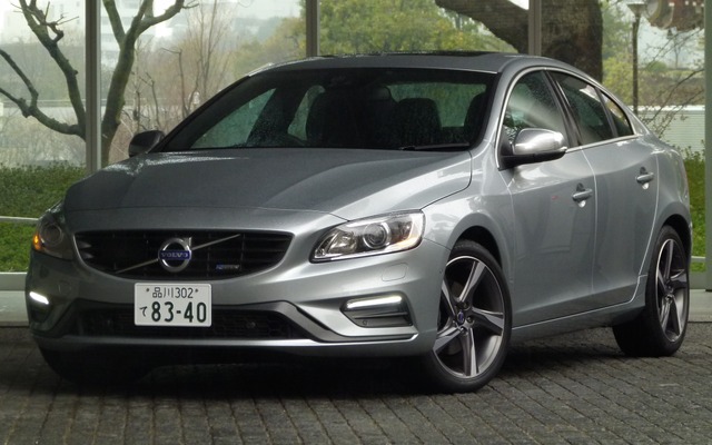 ボルボ S60 T5 R-DESIGN