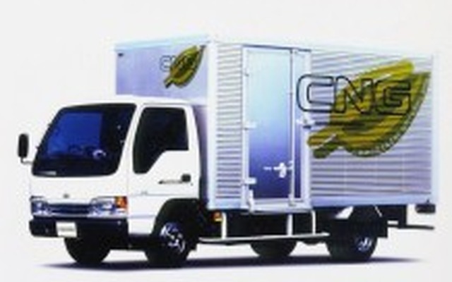 くねくね? 日産ディーゼル、本社工場でフレキシブルライン