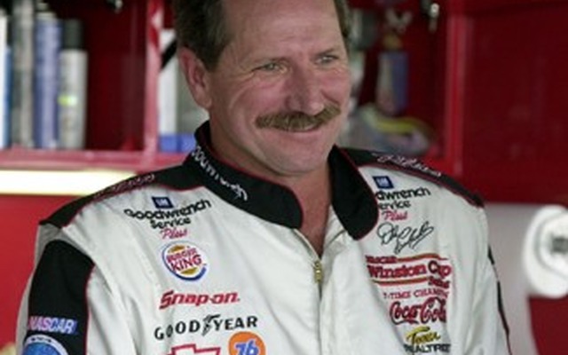 NASCAR界のセナ、レース中に事故死