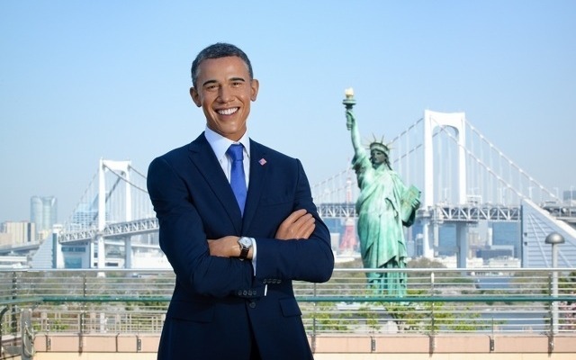 マダム・タッソー東京のオバマ氏　The images shown depict wax figures created and owned by Madame Tussauds